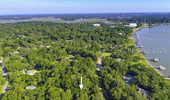 121 Spanish Point Dr, Beaufort, SC 29902