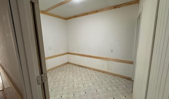 1 S Central St, Ashley, OH 43003