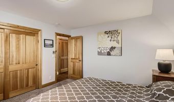 560 Nightshade Dr, Boulder, CO 80302