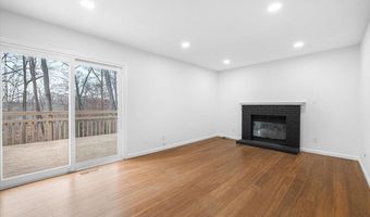 8228 TRIPLE CROWN Rd, Bowie, MD 20715