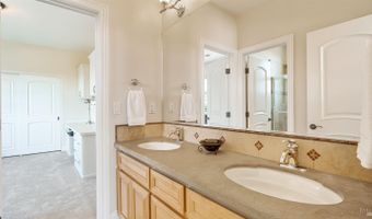 5569 Pepperwood Rd, Santa Rosa, CA 95409
