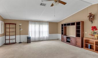 1694 Christopher Cove Rd, Albany, GA 31705