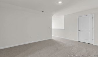 742 Lazy Elm Ln, Aberdeen, NC 28315