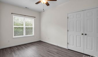 6 Scottish Cir, Asheville, NC 28803
