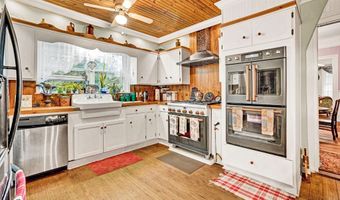 506 N Main St, Abbeville, SC 29620