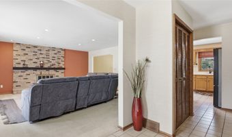 212 Country Club Ln, Altoona, WI 54720