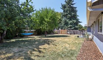 855 N 8TH St, Aumsville, OR 97325
