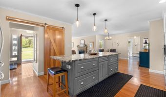 1319 Glamorgan St, Alliance, OH 44601
