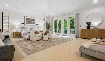 9100 ALDERSHOT Dr, Bethesda, MD 20817