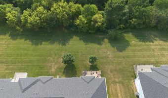1943 Spyglass Dr, Asbury, IA 52002
