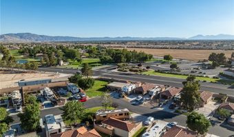 11555 Wedgewood Dr, Apple Valley, CA 92308
