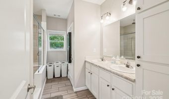10 Memory Ln, Arden, NC 28704