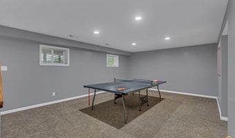 8244 SW Indian Hills Rd, Auburn, KS 66402
