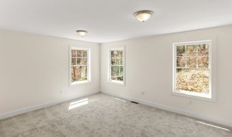 28 Pebble Ct 14, Barrington, NH 03825