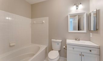 20933 CEDARPOST Sq 303, Ashburn, VA 20147