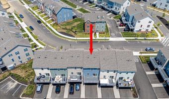 220 Anchor Way 3820, Aberdeen, NJ 07721