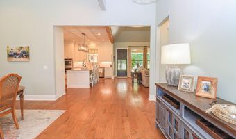 170 Fallen Oak Dr, Brandon, MS 39047