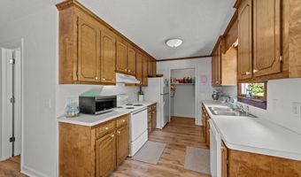 918 Circle Dr, Angier, NC 27501