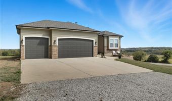 32302 S State Route W Hwy, Archie, MO 64725