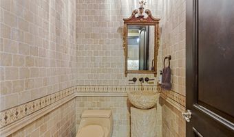 33 Promontory Ridge Dr, Las Vegas, NV 89135