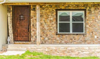 9174 207th Ave, Anamosa, IA 52205