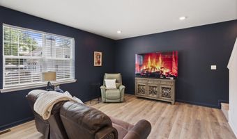 34 Phoebe Dr, Barnegat, NJ 08005