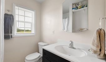 1185 County Road 1590, Alvord, TX 76225