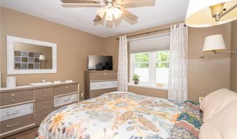 253 Old Oak Post Rd, Amherst, NY 14051