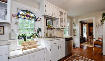 195 Town Farm Rd, Coventry, RI 02816