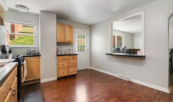 2316 Mission St, Airville, PA 15203