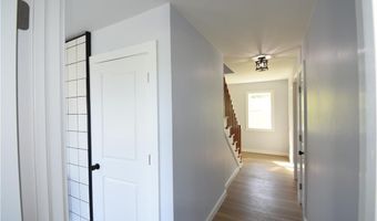 32 J H Dwyer Dr, Middletown, RI 02842