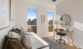 733 8TH St SE 302, Washington, DC 20003