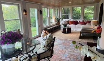 2 Lookout Point Rd, Bar Harbor, ME 04609