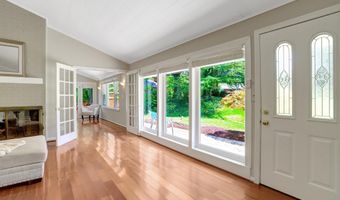 5919 KELLEY Ct, Alexandria, VA 22312