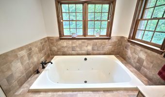 7714 PARADISE Hts, Abbottstown, PA 17301