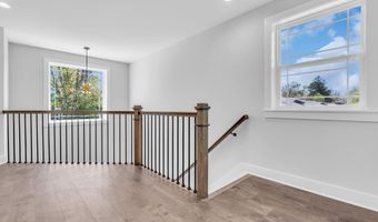 512 Seaman Ave, Beachwood, NJ 08722