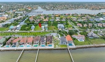 6415 MARBELLA Blvd, Apollo Beach, FL 33572