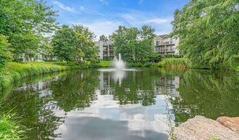 20593 CORNSTALK Ter 101, Ashburn, VA 20147