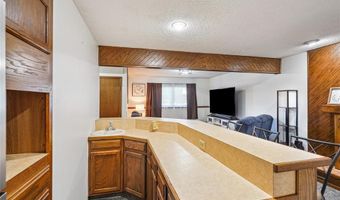 107 10th Ave SW, Altoona, IA 50009