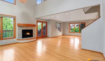 6110 Country Lane Cir, Anchorage, AK 99504