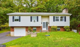 271 N SHORE Dr, Albrightsville, PA 18210