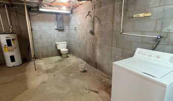 35 White Pine Rd, Bassett, VA 24055