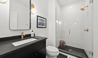 2856 Kobuk Dr A, Columbus, OH 43228