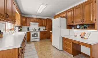 3300 N LAWE St, Appleton, WI 54911