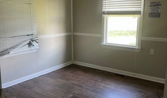 35 Cross Rd, Allen, KY 41601