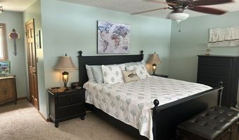 17532 Red Oak Way, Athens, AL 35611