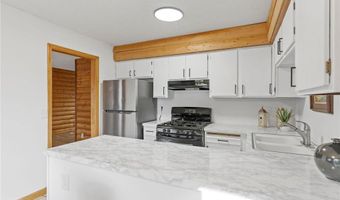 13573 Everton Ave, Apple Valley, MN 55124