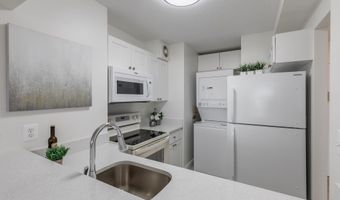 900 N STAFFORD St 1402, Arlington, VA 22203