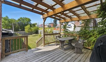 111 W Hazel St, Albion, IN 46701