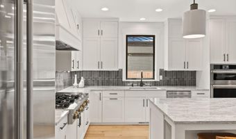 1185 NW Singleton Pl, Bend, OR 97703